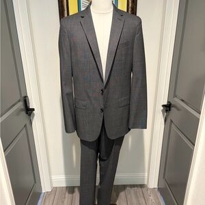 Hugo Boss Dark Gray Men's Slim Fit Suit